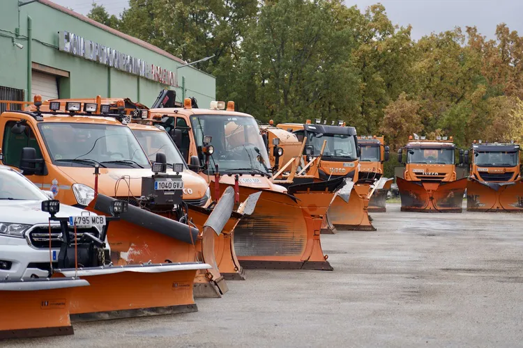 VEHICULOS PARA EL PLAN DE VIALIDAD INVERNAL 25 26