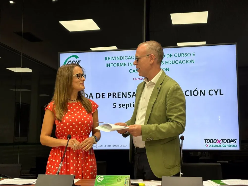 La presidenta del sector de Educación de CSIF Castilla y León, y el secretario de negociación del sector de Educación - EP