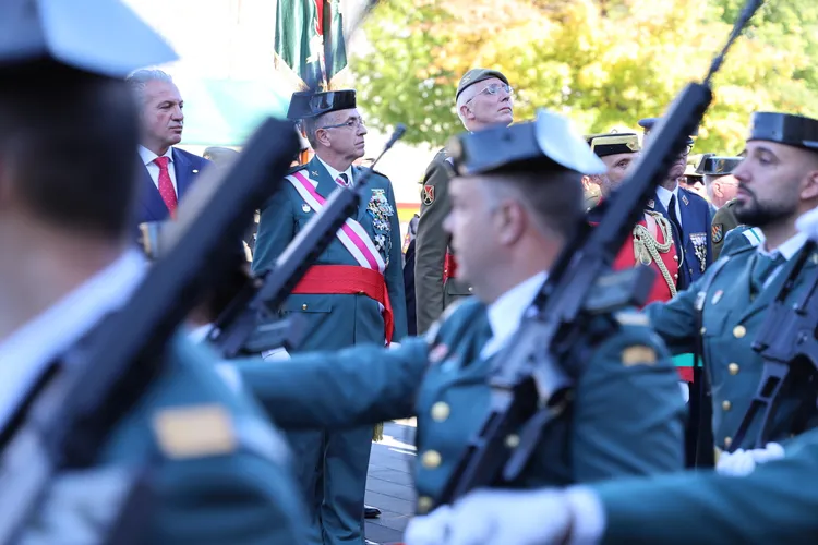 DESFILE DE LA GUARDIA CIVIL