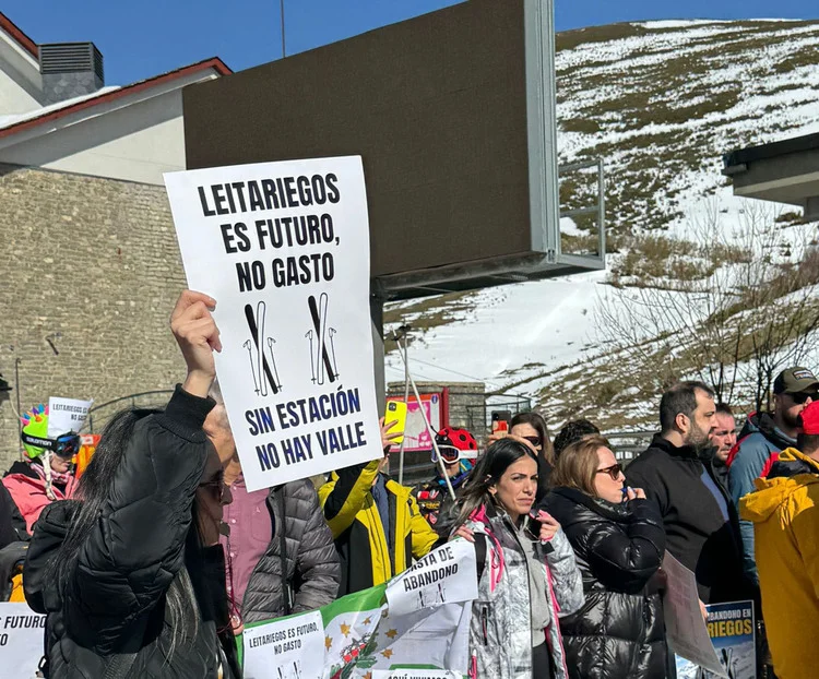 PROTESTA POR LEITARIEGOS