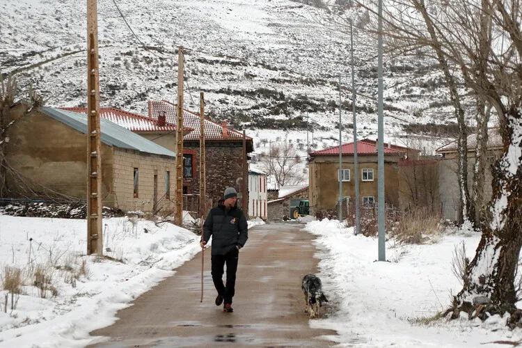 NIEVA SOBRE LOS VALLES DE LA COMARCA DE ARBAS