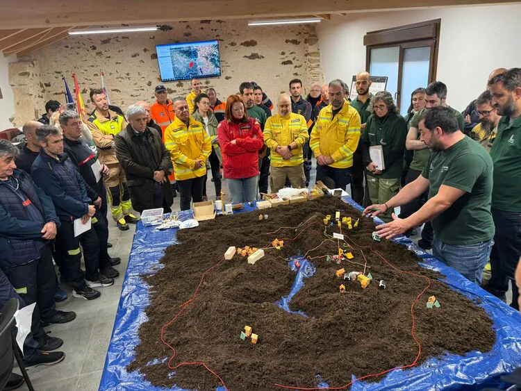 PROGRAMA FORMATIVO PARA MEJORAR LAS CAPACIDADES EN EXTINCION DE INCENDIOS