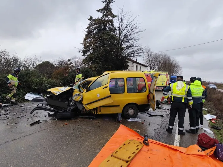 ACCIDENTE EN BERCIANOS DEL PARAMO