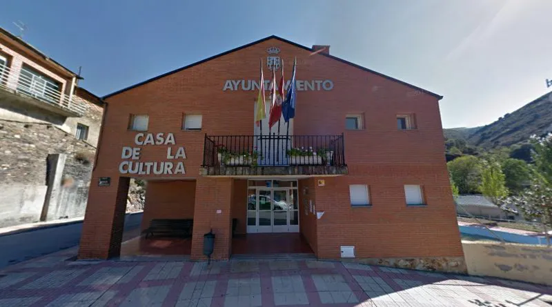 ayuntamiento de puente de domingo florez