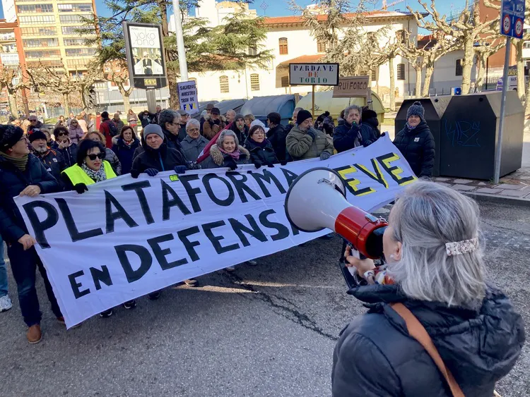 NUEVA MOVILIZACION EN DEFENSA DE FEVE