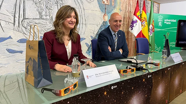 EL ALCALDE DE LEON Y LA RECTORA DE LA ULE