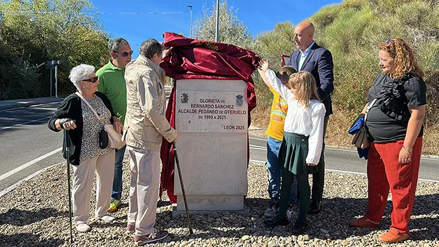 Glorieta-bernardo-Sanchez-41025