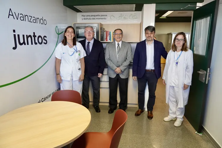SALA DE RESPIRO PARA PACIENTES Y FAMILIARES EN ONCOLOGIA DEL CAULE