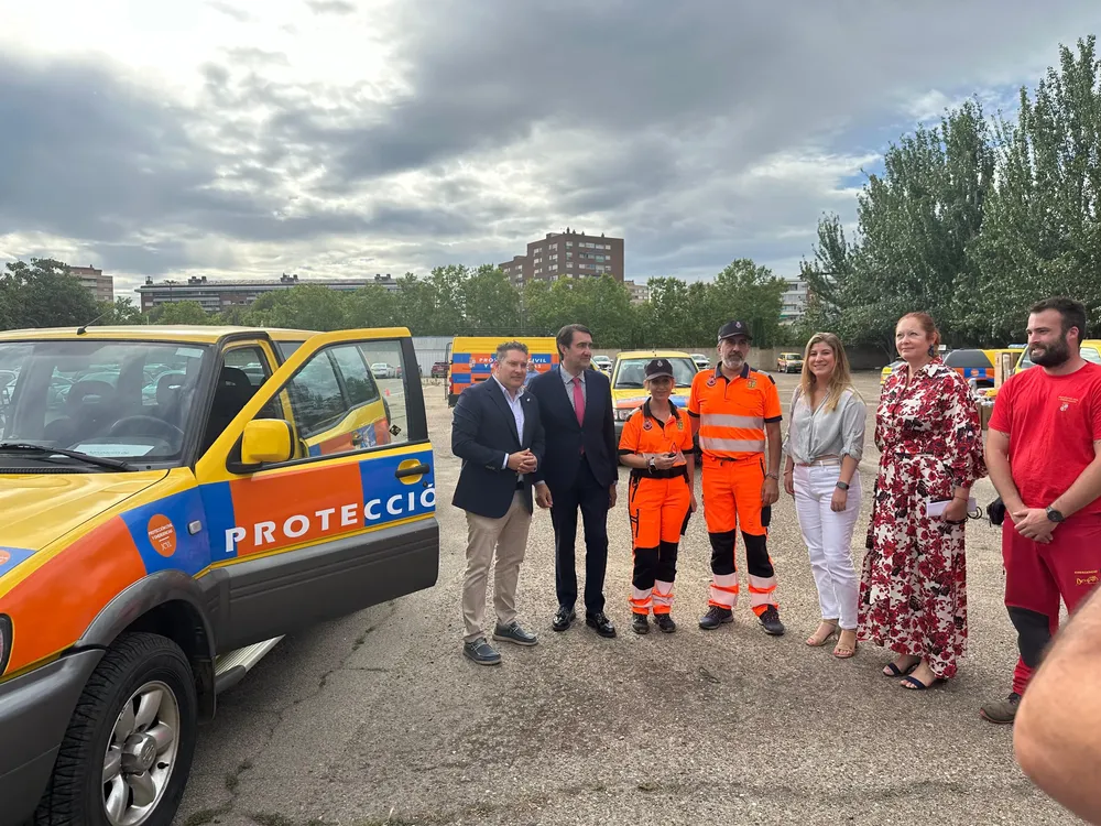 ENTREGA DE VEHICULOS A PROTECCION CIVIL