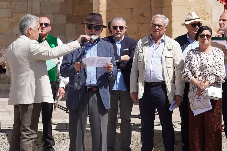 ACTO DE LECTURA DE LOS DECRETA