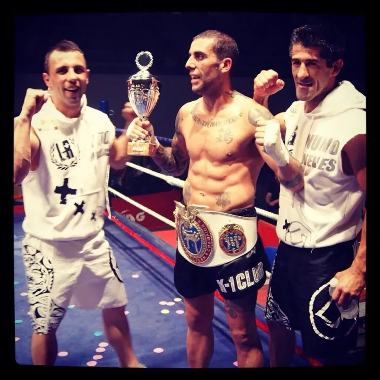 Diego Vázquez, tras un combate. - COALICIÓN POR EL BIERZO