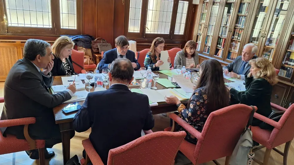 C5CD03C3-AE5E-408A-BED4-FAC6D3C55759