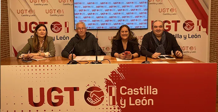 Rosa López (i), Jerónimo Cantuche, Marta Vian y Tomás Pérez. -