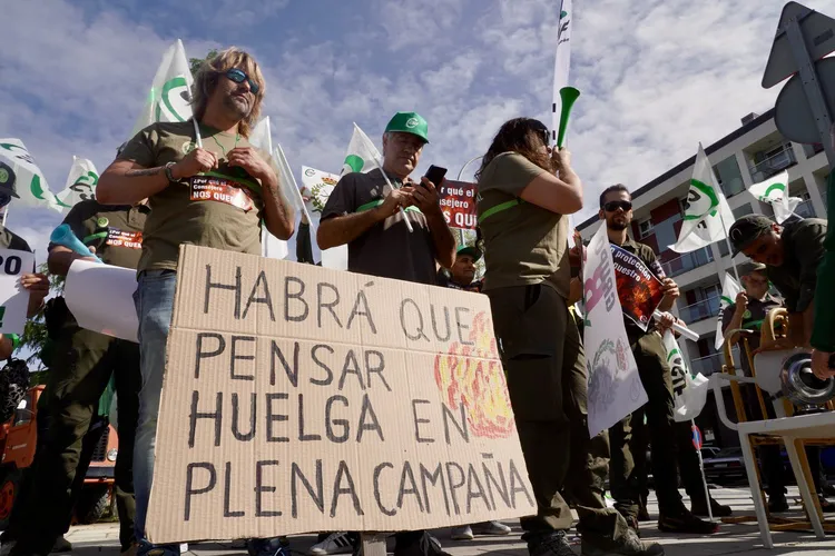 CONCENTRACION DE CSIF EN EL CENTRO DEL FUEGO DE LEON