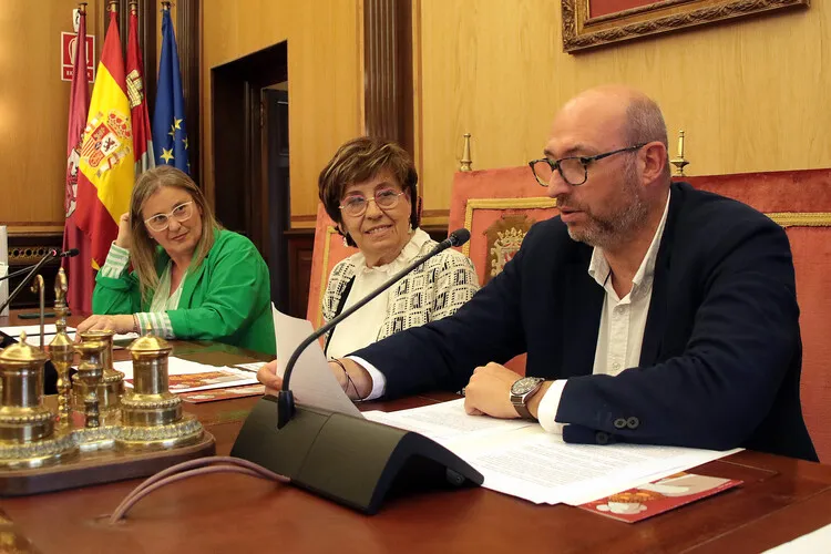 INAUGURACION DE LA FERIA DEL LIBRO DE LEON