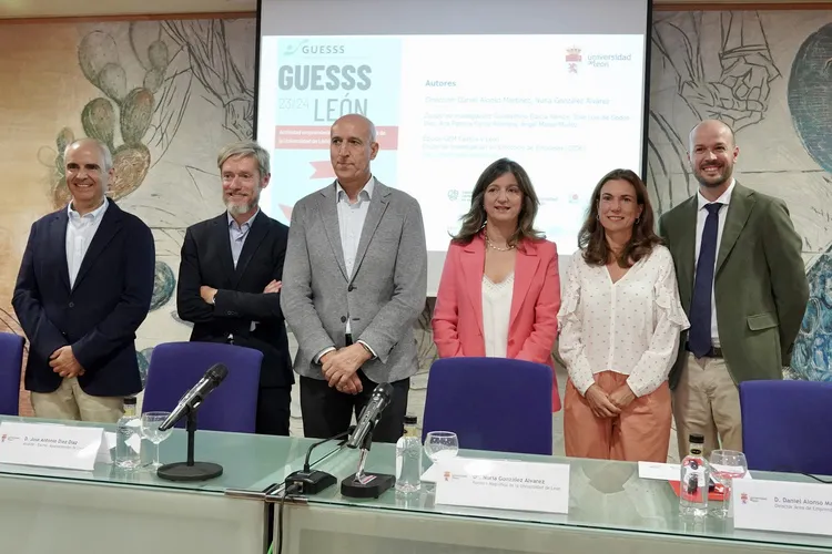 PRESENTACION DEL INFORME GUESS LEON 23-25