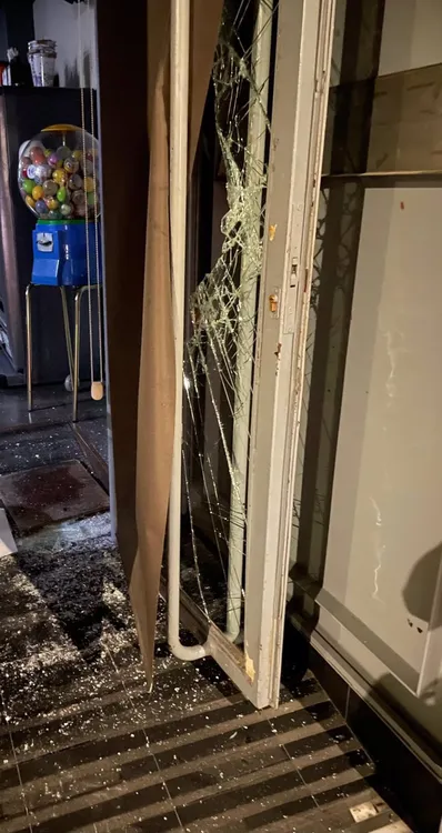 estado de la luna del bar robado