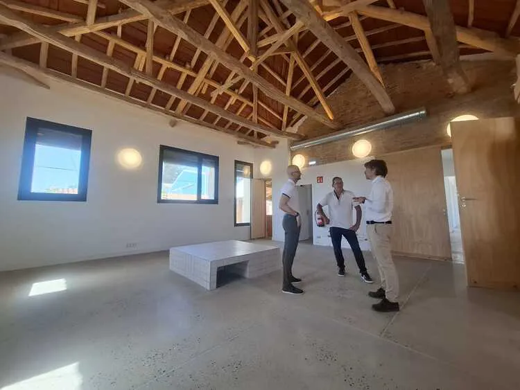 VISITA DE HECTOR ALAIZ A MANSILLA LA MAYOR