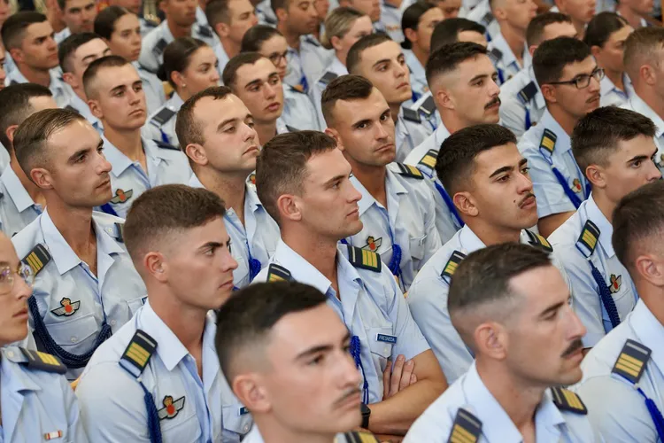 ACTO DE APERTURA OFICIAL DEL CURSO ACADEMICO EN LA ACADEMIA BASICA DEL AIRE