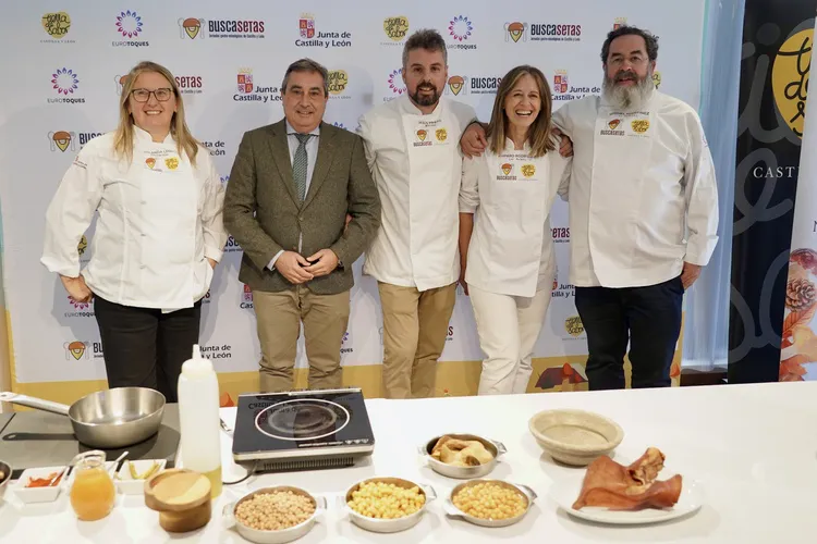 PRESENTACION DE LA XXIV JORNADAS MICOLOGICAS BUSCASETAS