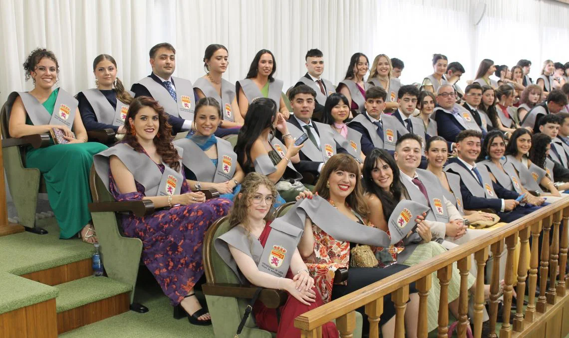 GRADUACION DE LA XIII PROMOCION DE FARMACIA