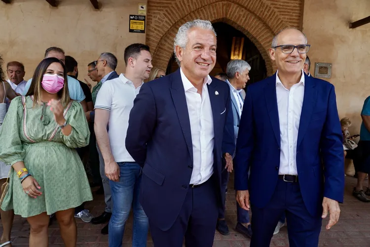 NICANOR SEN EN LA FERIA DEL AJO