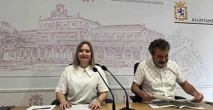 La concejala de Fiestas, Camino Orejas, presenta las actividades para las Fiestas de San Juan y San Pedro. - 