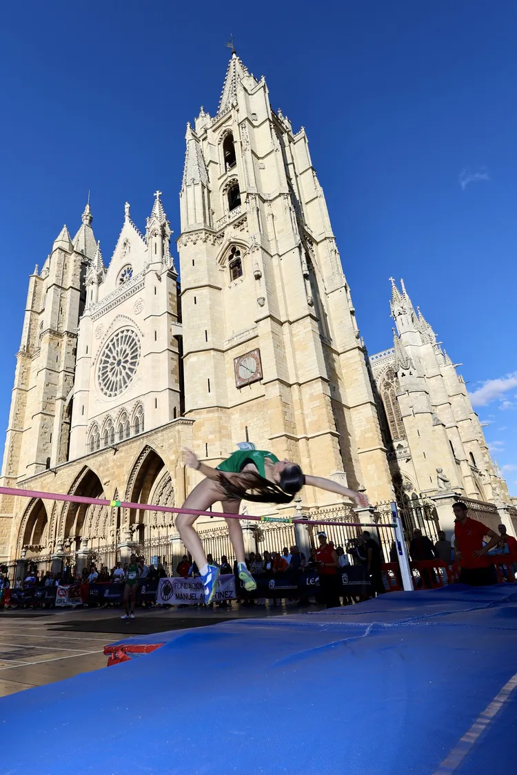 QUINTA EDICION DE ATLETISMO EN LA CALLE